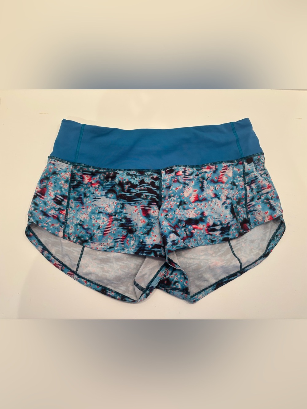 Lululemon Speed Up Shorts Blue Speckled- 2.5 inches